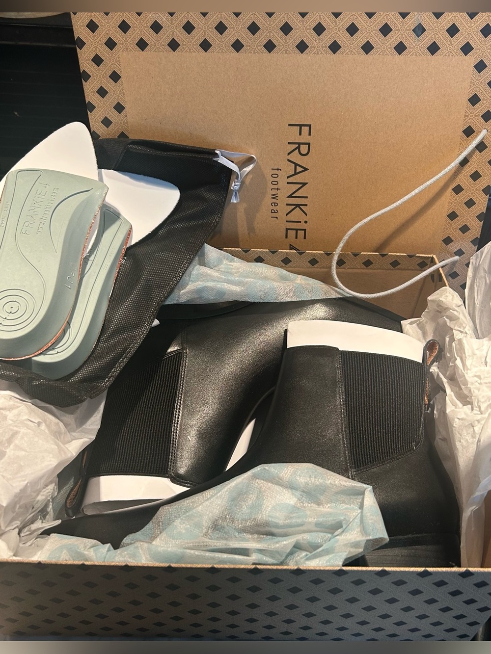 FRANKiE4 Nina Boots - new in box size 10